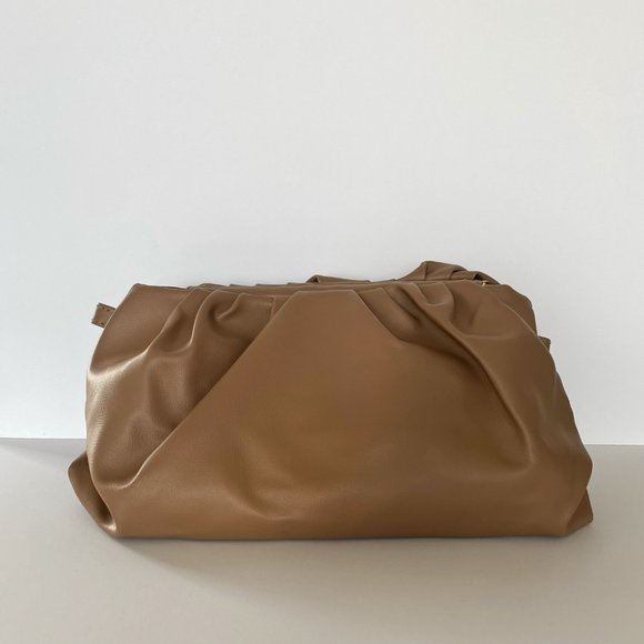 Cloud Clutch - Tan Ruched Pouch Bag - Picture 6 of 8